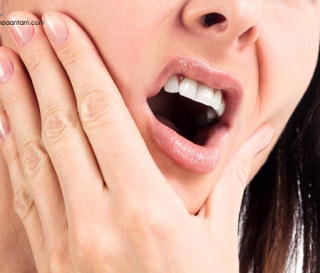 KHẮC PHỤC BIẾN CHỨNG Ê BUỐT SAU KHI BỌC RĂNG SỨ?